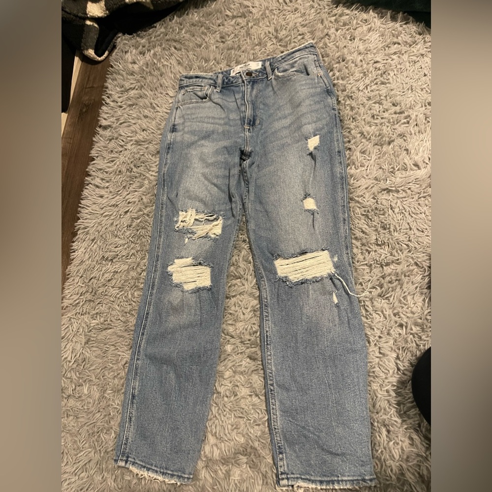 Hollister mom jean